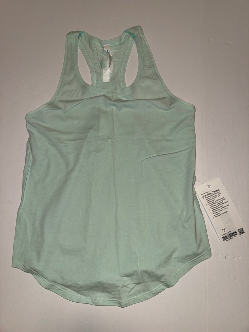 lululemon athletica Live Tank Pleated. Size 4. NWT